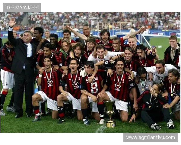 揭秘AC米兰旗帜人物的精彩故事：他们如何成为球队的精神象征